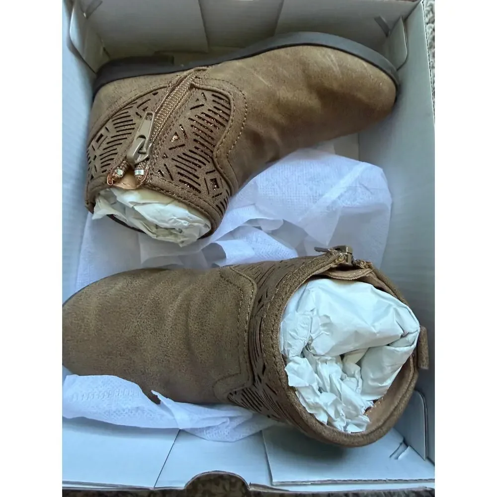Blowfish Malibu Sielo-T Ankle Boots Youth Brown Suede Laser Cut Zip Booties